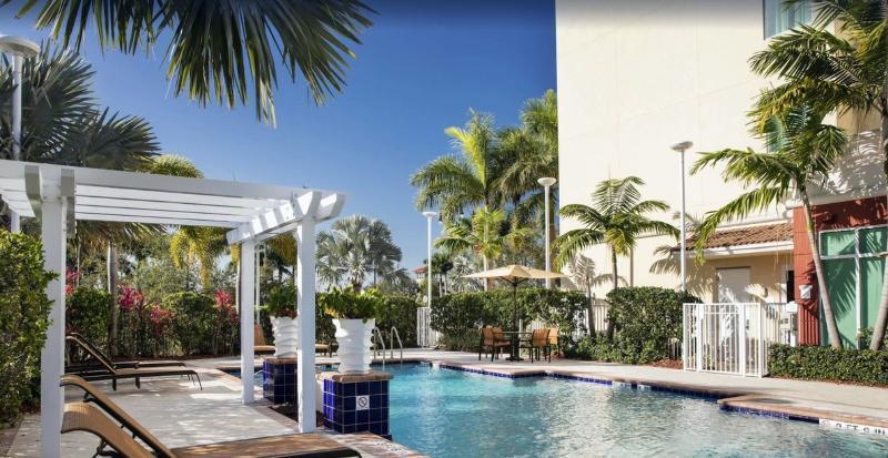 Courtyard By Marriott Miami Homestead Exterior foto
